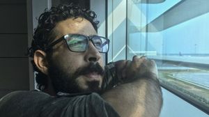 حسن القنطار علق في مطار بماليزيا لسبعة أشهر- تويتر