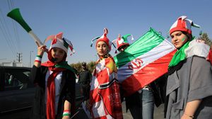 مشجعات إيرانيات في ستاد طهران- جيتي