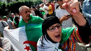 منذ 22 شباط/فبراير الماضي تشهد الجزائر حراكا شعبيا - جيتي