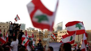منذ مساء الخميس يشهد لبنان تظاهرات غاضبة في عدة نقاط ببيروت ومدن عدة- جيتي