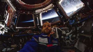 هزاع المنصوري أول عربي يزور محطة الفضاء الدولية- تويتر