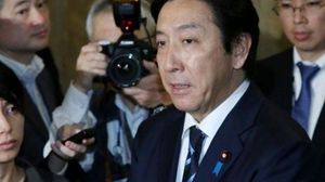  قال رئيس الوزراء شينزو آبي تعليقا على القصة "أتحمل المسؤولية لأنني عينته، وأعتذر للشعب الياباني"- بي بي سي 