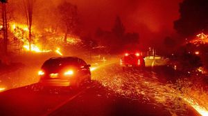 تجتاح كاليفورنيا سنويا حرائق غابات مستعرة بسبب الحرارة المرتفعة- تويتر