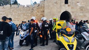 12 فلسطينيا متطوعا لتعقيم البلدة القديمة اعتقلهم الاحتلال خلال أسبوع- فيسبوك