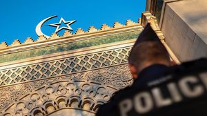 قالت المحكمة إن إغلاق المسجد لن يكون انتهاكا خطيرا للحريات الأساسية