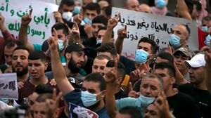 احتجاجات وحملات مقاطعة لفرنسا بعد الإساءة للنبي محمد عليه السلام- جيتي