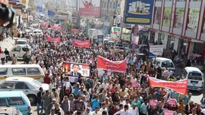 حشود جماهيرية في تعز اليمنية نصرة للنبي محمد- تويتر