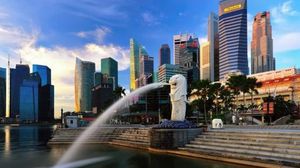 في سنغافورة استعانت السلطات بمستوى متقدم من الأمن الرقمي وأنظمة تتبّع الاتصالات في مكافحة انتشار الوباء- جيتي