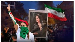 تواصلت الاحتجاجات في إيران منذ مقتل الشابة مهسا أميني في 16 أيلول/ سبتمبر الماضي - عربي21