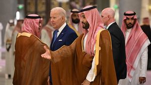 ولي العهد السعودي استفاد من ثروة المملكة ليصبح شريكا بدلا من منبوذ - جيتي