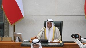 رئيس مجلس الأمة الكويتي أحمد السعدون بعد تسلمه منصبه- صحيفة الرأي الكويتية