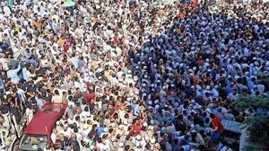  وشيّع آلاف المصريين جثمان عبد العظيم في جنازة مهيبة- تويتر