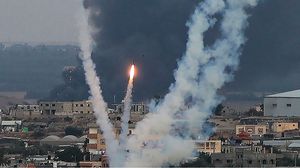 صاروخ للمقاومة ينطلق من غزة- جيتي