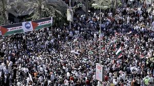 العديد من الاحتجاجات المصرية أعلنت تضامنها مع غزة ورفض تفويض السيسي من جديد- الأناضول