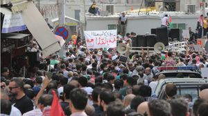 تظاهر الأردنيون تحت شعار "مليونية نصرة غزة وإلغاء اتفاقية وادي عربة"- "إكس"
