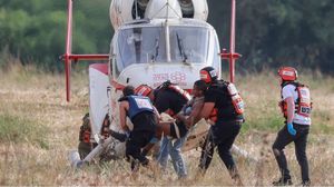 إجلاء المصابين الإسرائيليين من غلاف غزة- جيتي