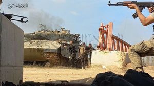 بثت "القسام" وفصائل فلسطينية أخرى مشاهد لأسر عشرات الجنود والضباط خلال اقتحام مواقع عسكرية- القسام
