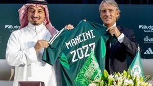 وقاد مانشيني /59 سنة/ الممتد عقده حتى عام 2027/ المنتخب السعودي في 18 لقاء- أ ف ب