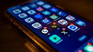 حجم البيانات المخترقة هائل حيث يصل إجماليها إلى 3.5 تيرابايت أي ما يعادل 875 فيلما كامل الطول بجودة عالية - cco