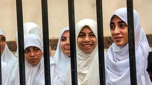 "فتيات الاسكندرية" حكمن بالسجن 11 عاما لقيامهن بالتظاهر - الاناضول