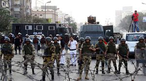 الشرطة والجيش المصري خلال مظاهرات ضد الانقلاب العسكري - (الأناضول - إرشيفية)