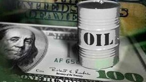 صعود الدولار يجعل النفط والسلع الأولية أكثر تكلفة على حائزي العملات الأخرى - أرشيفية
