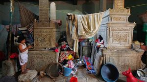 8 ملايين مصري في القاهرة والجيزة يعيشون بالمقابر والعشوائيات ـ أرشيفية