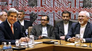 تسعى إيران والدول الكبرى للتوصل إلى اتفاق بشأن خفض نشاطات طهران النووية - أرشيفية