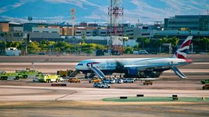 طائرة تابعة لـ"بريتش إيرويز" بعد هبوط اضطراري في مطار "ماك كاران" بلاس فيغاس - أ ف ب