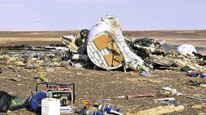 حطام الطائرة الروسية التي سقطت في سيناء - رويترز