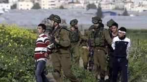 تعتقل إسرائيل في سجونها نحو 6500 أسير فلسطيني بحسب إحصائيات رسمية فلسطينية ـ أرشيفية 