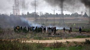يشهد مخيم البريج اشتباكات أسبوعية مع قوات الاحتلال المتمركزين على الشريط الحدودي- صفا