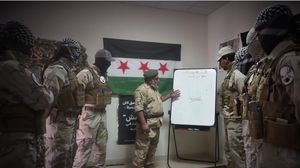 خزعل السرحان قائد جيش سوريا الجديد يدعو لتزويد التحالف الدولي بإحداثيات لمواقع تنظيم الدولة - يوتيوب