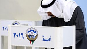 يبلغ عدد المواطنين الذين لهم حق التصويت في الكويت 483 ألف ناخب- أ ف ب