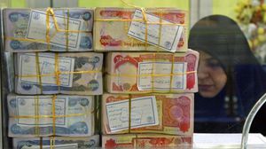 العراق يعتمد بالكامل تقريبا على المعاملات النقدية - أرشيفية