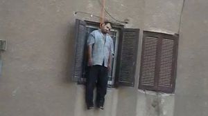صورة تداولها النشطاء لمواطن مصري انتحر بسبب الظروف المعيشية الصعبة- تويتر