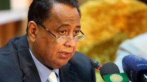 وزير الخارجية السوداني قال: نحن مع المصريين "حبابيب" حتى نصل إلى حلايب- الأناضول 