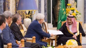 الملك سلمان يتسلم رسالة بوتفليقة من وزير العدل الجزائري- واس