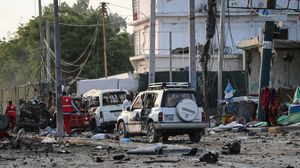 أعلنت حركة "الشباب" الصومالية عبر موقع محسوب عليها، مسؤوليتها عن استهداف الفندق- جيتي