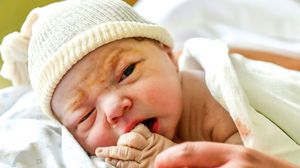 الدراسة وجدت أن الأطفال المولودين لآباء كبار عرضة للإصابة بنوبات صرع- جيتي
