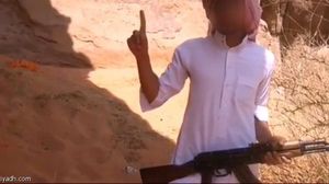 تم تنفيذ حكم القتل حدا بالجاني سعد بن راضي العنزي السعودي الجنسية بمدينة حائل بمنطقة حائل- فيديو بثه داعش