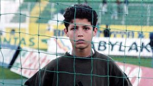 تحول رونالدو من مجرد طفل في أحد الأندية البرتغالية إلى أحد أفضل اللاعبين في تاريخ كرة القدم-  فيسبوك