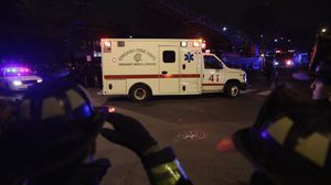 الشرطة الأمريكية نعت الشرطي القتيل بالقرب من مستشفى في شيكاغو- جيتي
