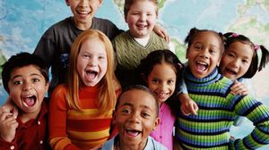 أثبت العلماء وجود تفكير عنصري واضح لدى الأطفال في سن مبكرة جدا- آف بي. ري