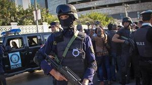 قوات الأمن المصرية شنت حملة اعتقالات موسعة ضد عدد من النشطاء الحقوقيين (الأناضول)