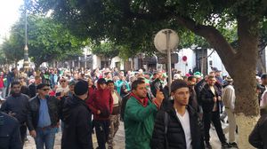 الشارع الجزائري يشهد انقساما حادا بين مؤيدي ورافضي الانتخابات الرئاسية- فيسبوك