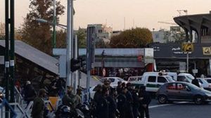 اتخذت قوات الأمن في بعض المدن على رأسها العاصمة طهران تدابير أمنية مشددة أمام محطات الوقود