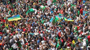 برّأت محكمة جزائرية ناشطون رفعوا الراية الأمازيغية وأدانت آخرين لذات القضية- جيتي