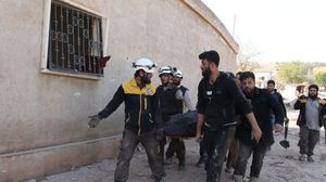 أكد ناشطون أن عشرات القتلى والجرحى سقطوا نتيجة قصف النظام السوري ومليشيات إيرانية لمخيم "قاح"- جيتي