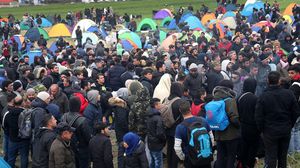 تقرير حقوقي: السلطات اليونانية تتعامل حاليا مع 70 ألف طلب لجوء بينها حوالي 4 آلاف قاصر وقاصرة (أنترنت)